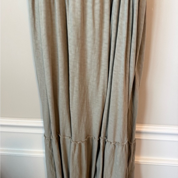 American Eagle Outfitters Sage Green tiered midi Dress size large - Picture 9 of 12